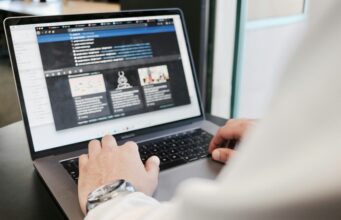 Leveraging Online Platforms for Business Strategy Innovations